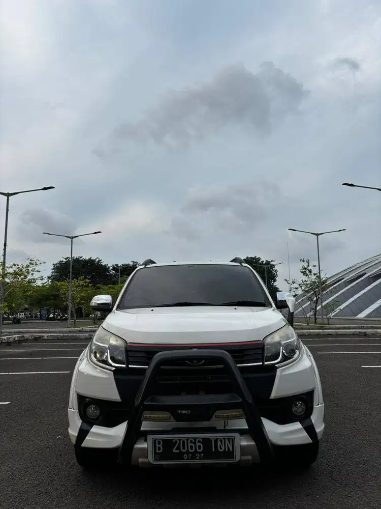 TOYOTA RUSH 2017 TRD SPORTIVO ULTIMO M/T WHITE