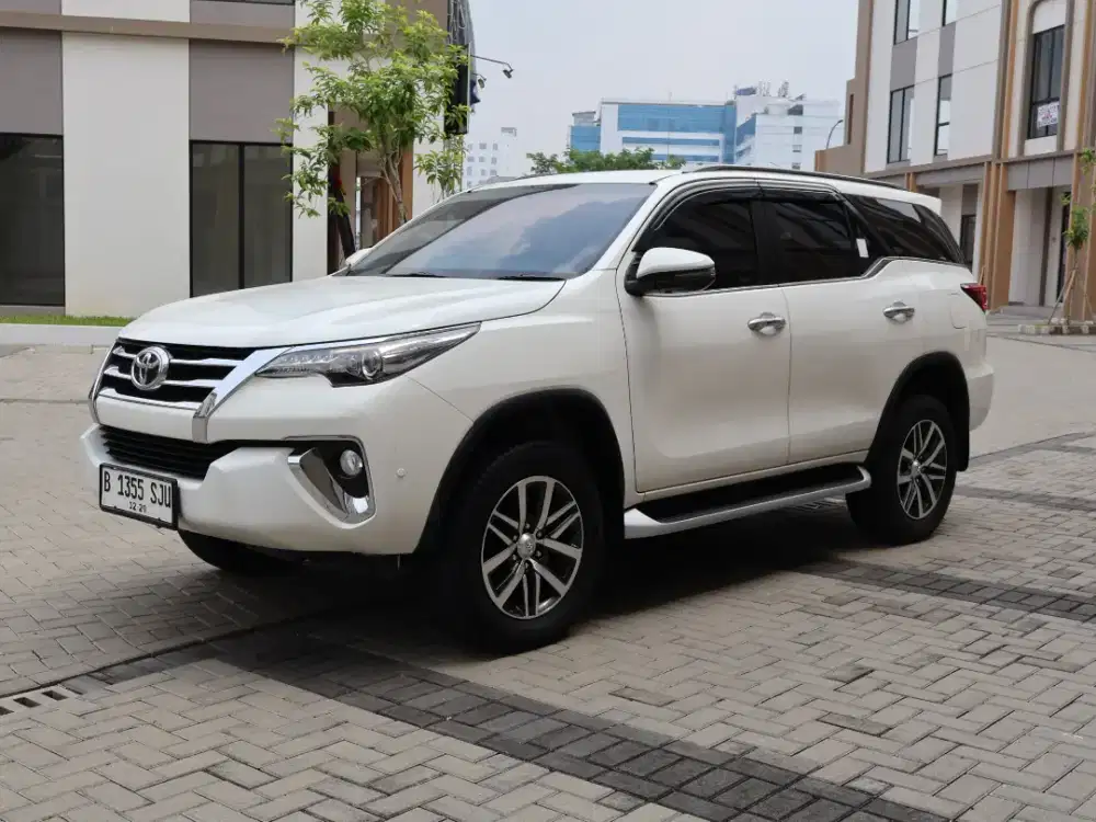 Toyota Fortuner VRZ 4x2 at 2017 Double Disk