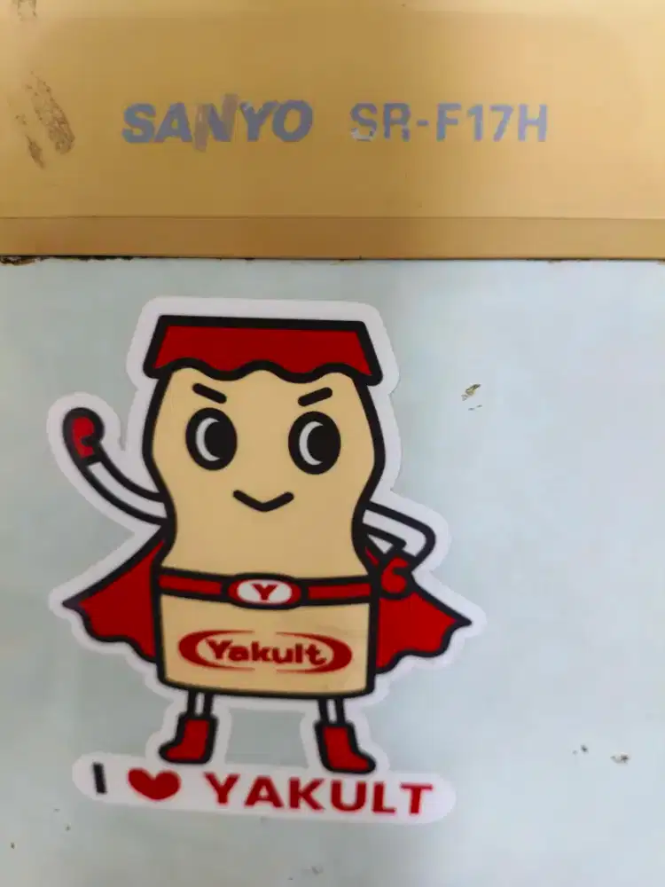 Kulkas merk Sanyo SR