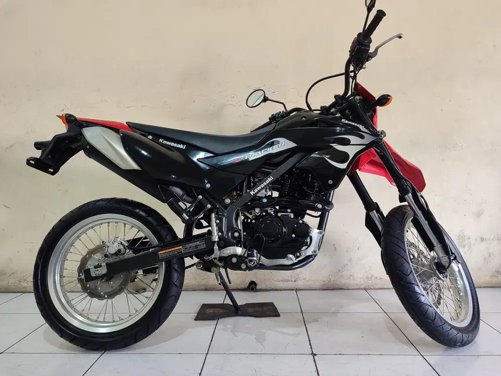 Kawasaki D-Tracker 150 SM 2023 istimewa mulus terawat siap pakai...