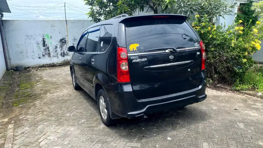 Toyota Avanza G 1.3 MT 2010 Hitam - Plat R