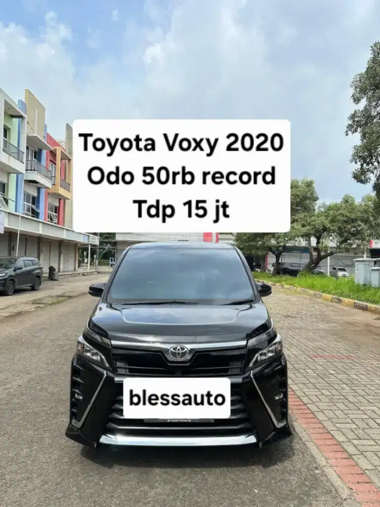 Toyota Voxy 2020 tdp15jt  2021 / record alphard 2019 hitam