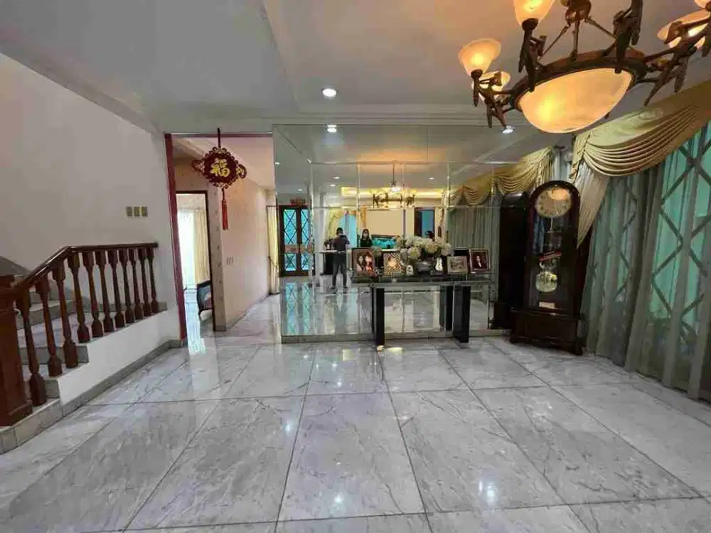 Dijual Cepat Rumah Full Furnished di Pluit Selatan