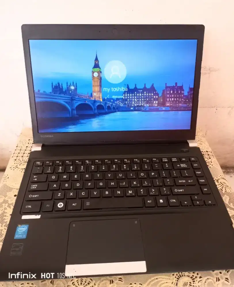 Laptop Toshiba dynabook R734 Core i3 gen4 RAM4 HDD500 Win10 batre 2 j