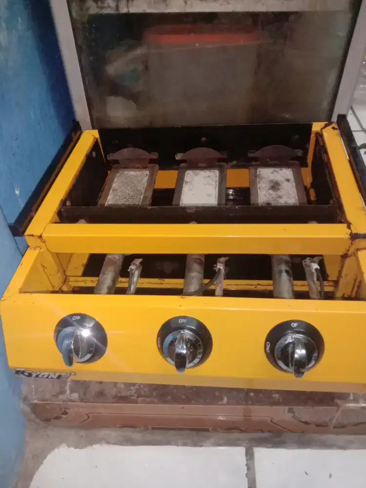 Bakaran sosis3tungku