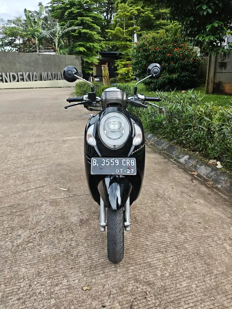 Sale Scoopy prestige 2022 Lengkap Cakep