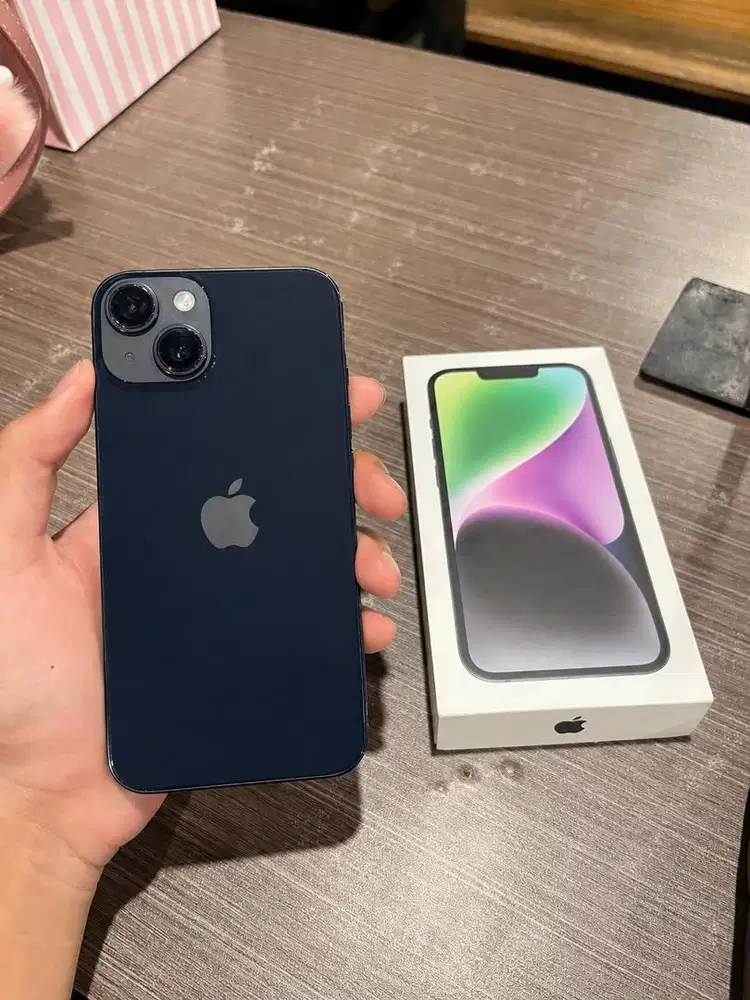 Iphone 14 128gb inter beacukai setara ibox