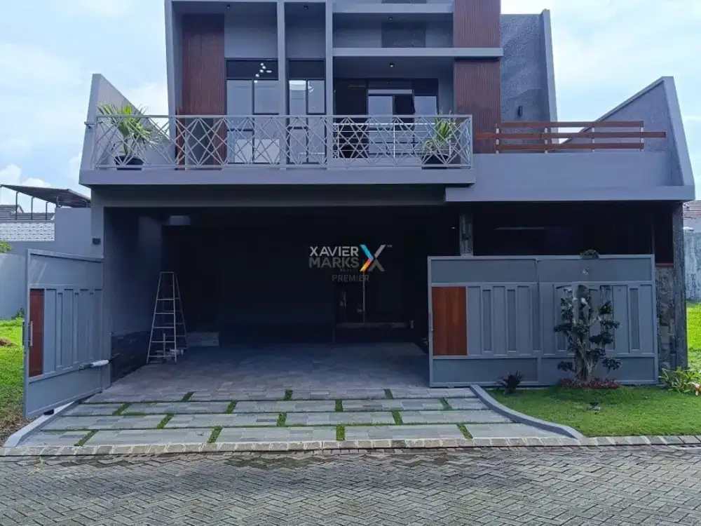Dijual Rumah Baru Gress Desain Modern Plus Rooftop di Area Golf, Araya Malang