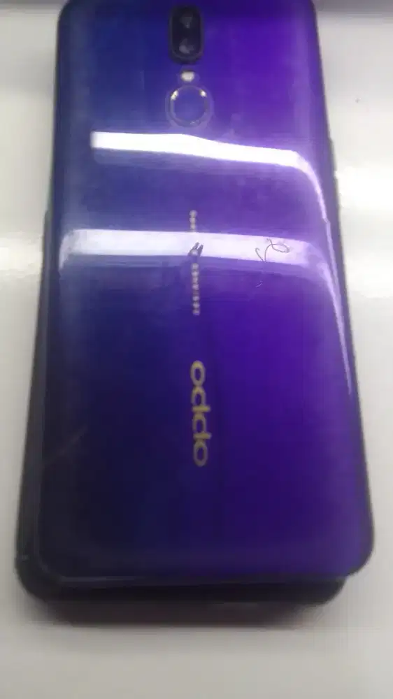 Oppo f11 6/128gb