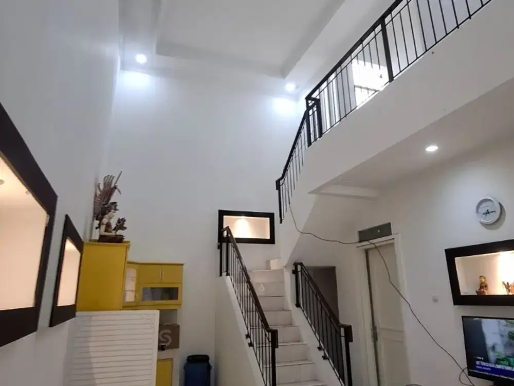 DIJUAL CEPAT RUMAH BAGUS MURAH 2 LANTAI SIAPHUNI KOTA WISATA CIBUBUR BOGOR