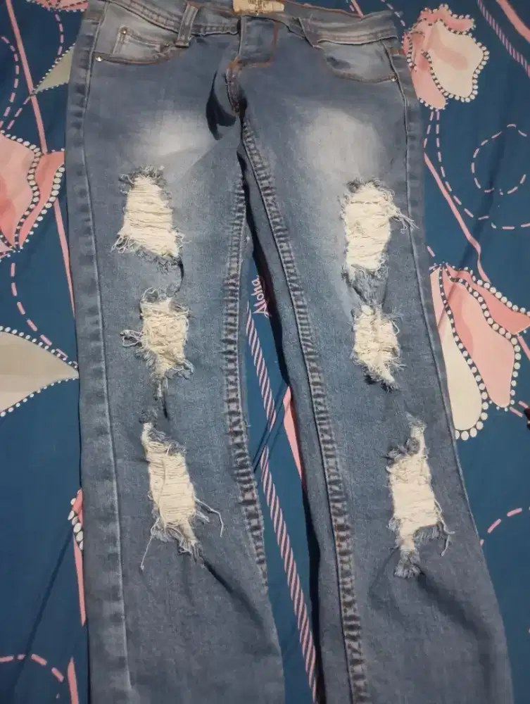 jeans ukuran 26 tapi kecil banget