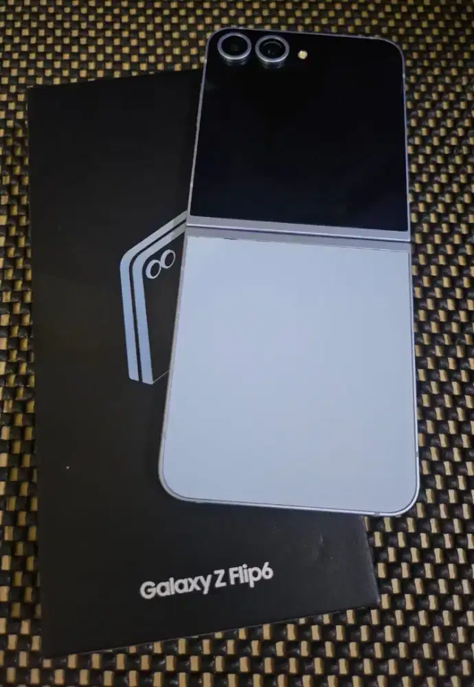 Samaung z flip 6, 12/256 GB