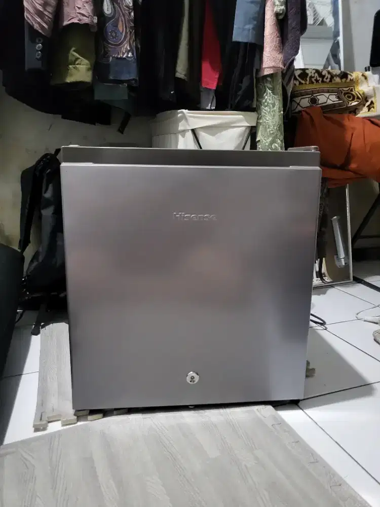 Kulkas Mini Hisense