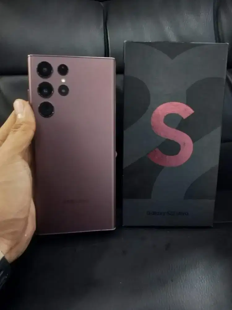 Samsung s22 ultra 12/512 like new full set original,dus ori