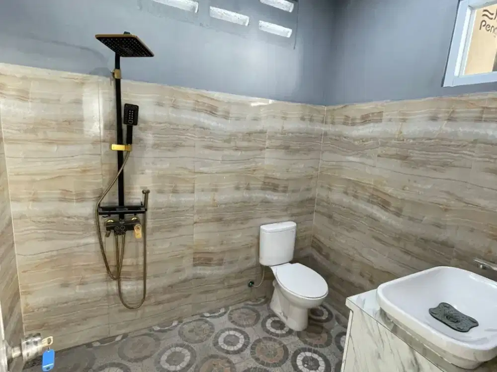 Disewa Gudang 2 Lantai Kavling Dpr Cipondoh Rapih Siap Pakai