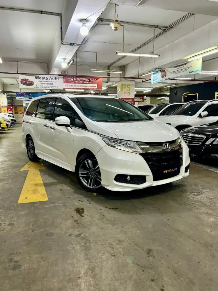 Sunroof Honda Odyssey 2.4 E Prestige AT 2017 Terawat 2018