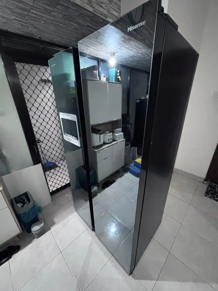 Kulkas Hisense side by side baru