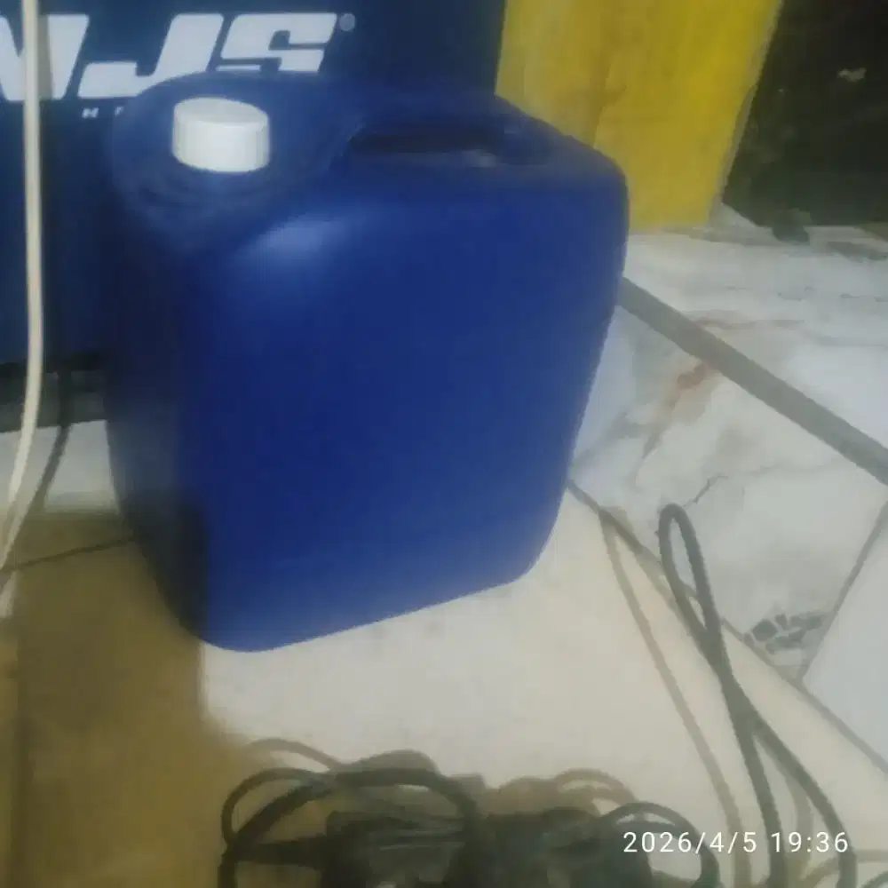 Bibit parfum Aigner in Leather Man