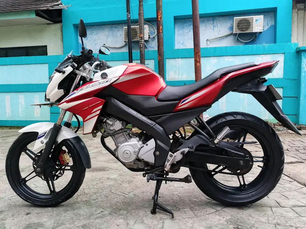 Yamaha Vixion 2015 pajak hidup stater halus mulus terawat