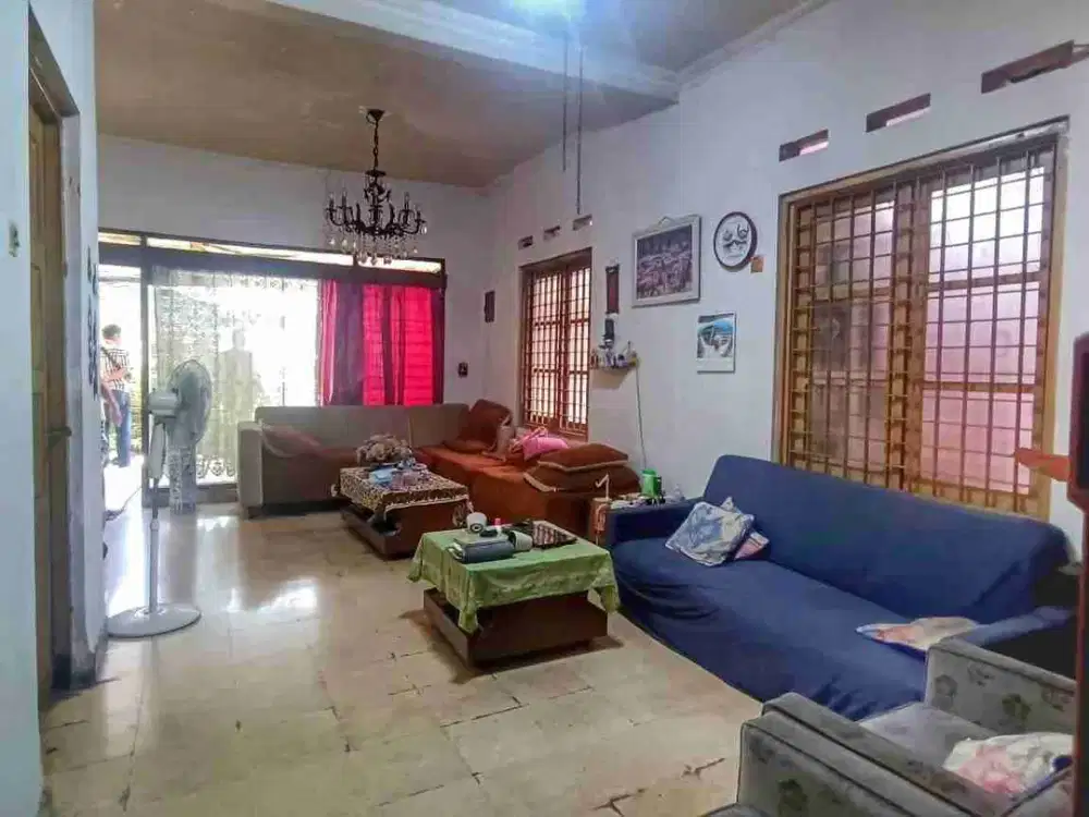rumah luas bagus terawat di cipinang , pisangan jakarta timur
