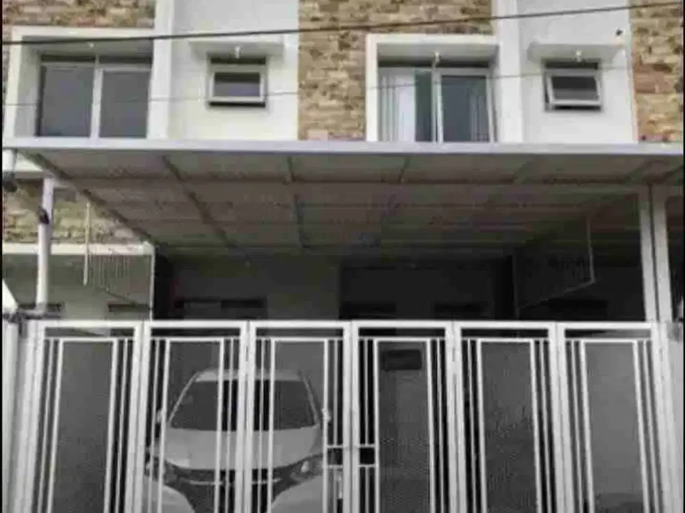 Rumah Bagus 2 Lantai Full Furnished Terawat Di Arcamanik