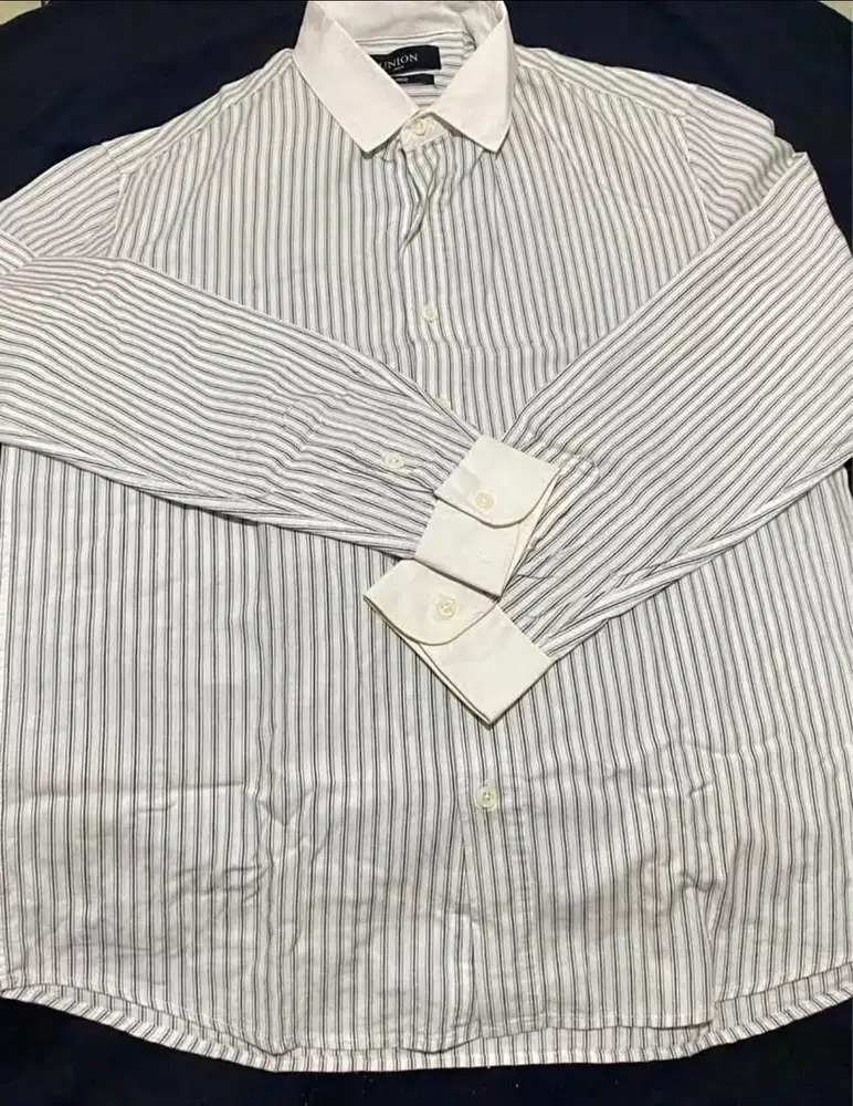 [ PRELOVED ] || Kemeja Salur Lengan Panjang