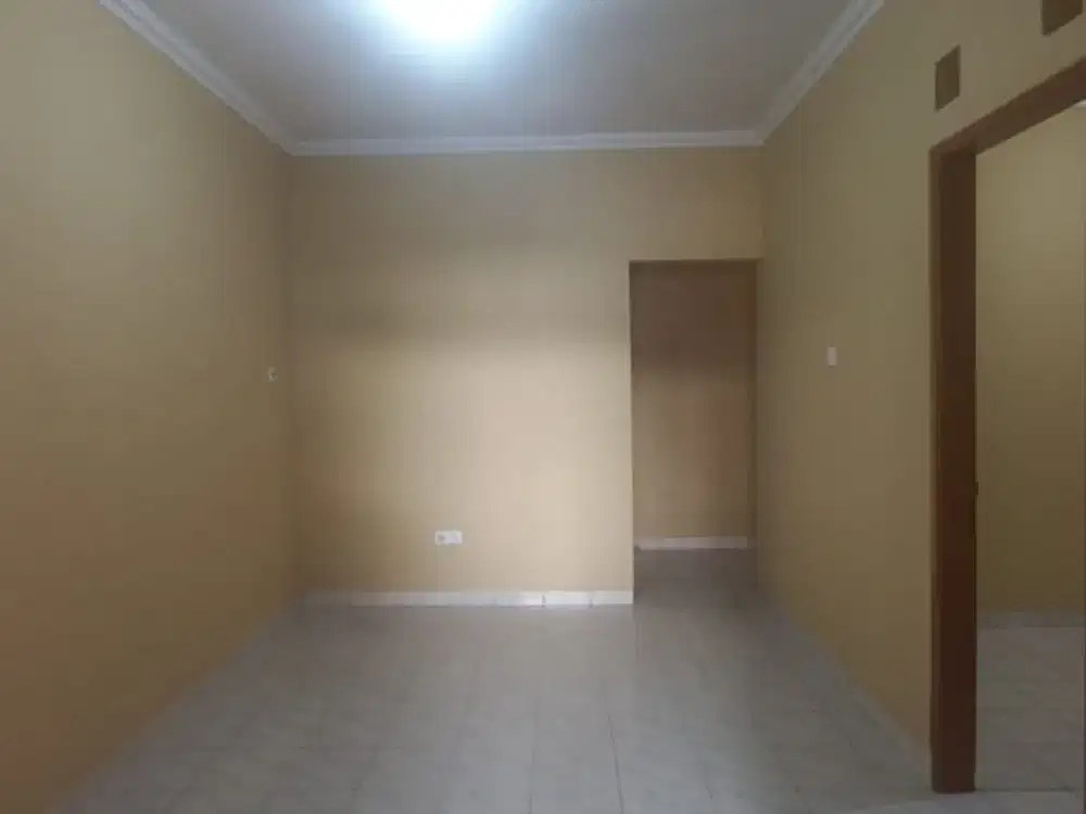 Rumah Dekat Plaza THB Siap Huni Harga Nego di Taman Harapan Baru Kota Bekasi