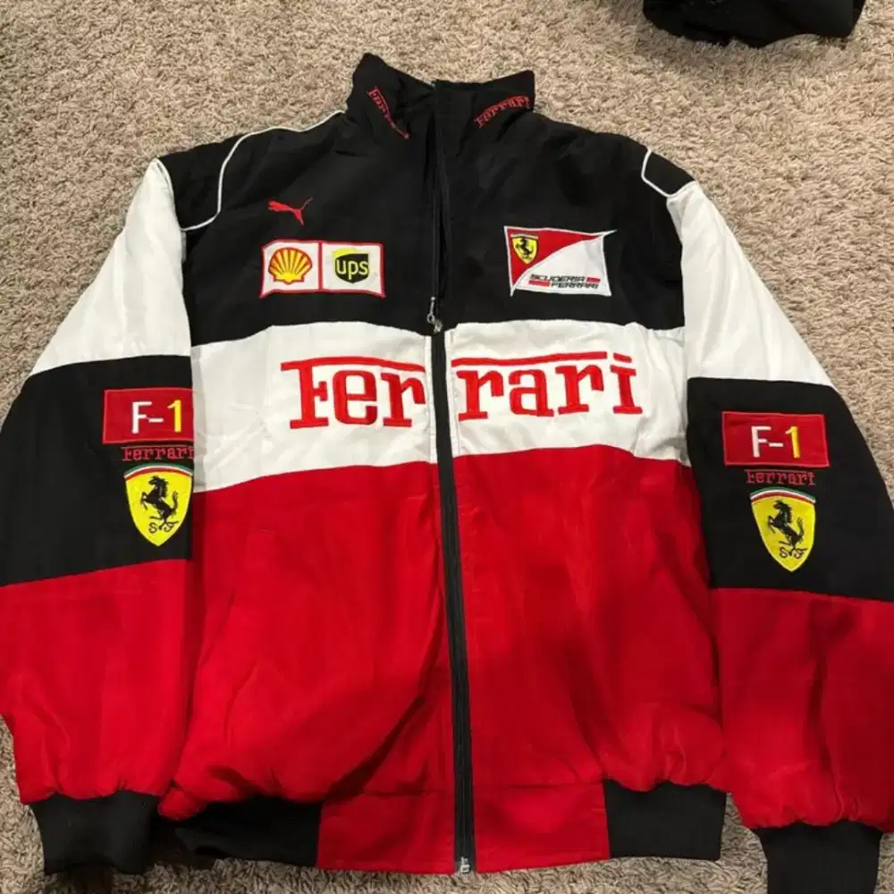 Jaket F1 Ferrari