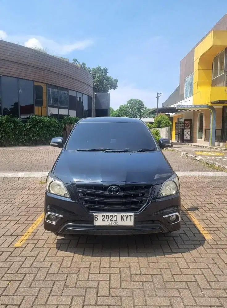 INNOVA G AT DISEL 2013 BARONG