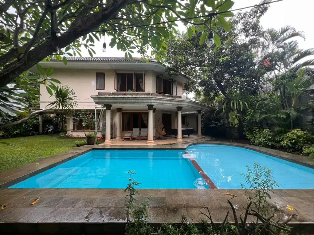 Rumah 2Lt Dengan Private Pool di Flamboyan Duren Tiga Pancoran