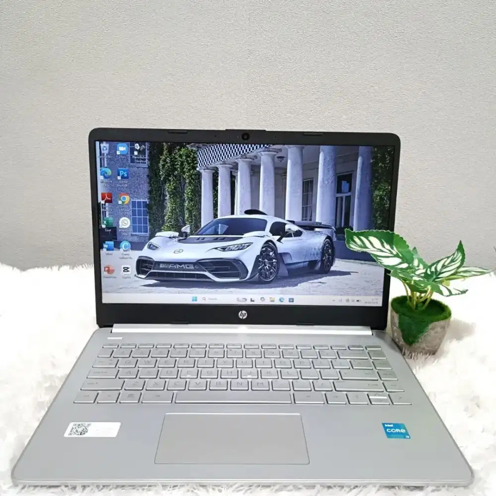 HP 14S DQ5568TU CORE I3 1215U RAM 8GB SSD 512GB LAYAR 14.0 FHD SILVER