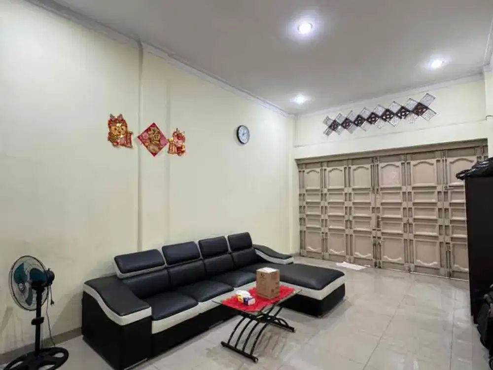 Jalan Brigjend Katamso Semi Furnished