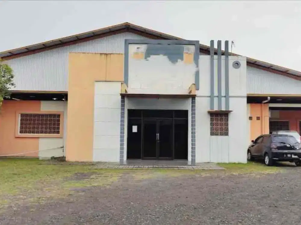 Gudang,  Gedung Serbaguna Bagus Strategis