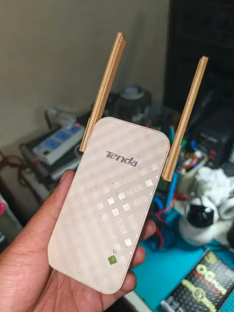 Tenda A9 WiFi Extender 300mbps