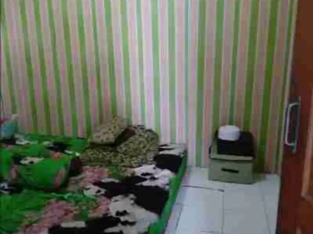 rumah 2 lantai dekat halte busway