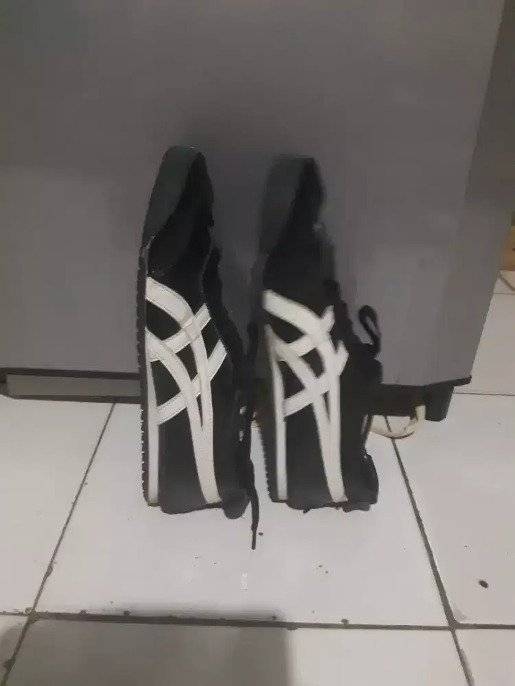 Sepatu tiger onitsuka ukuran 45