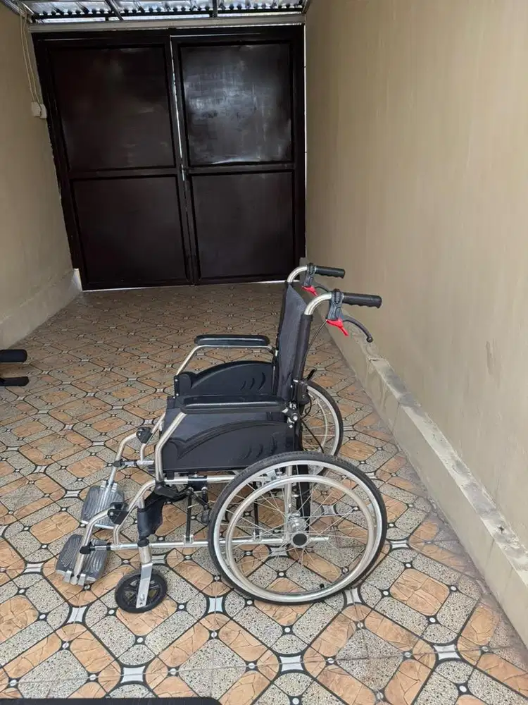 DIJUAL KURSI RODA SELLACO