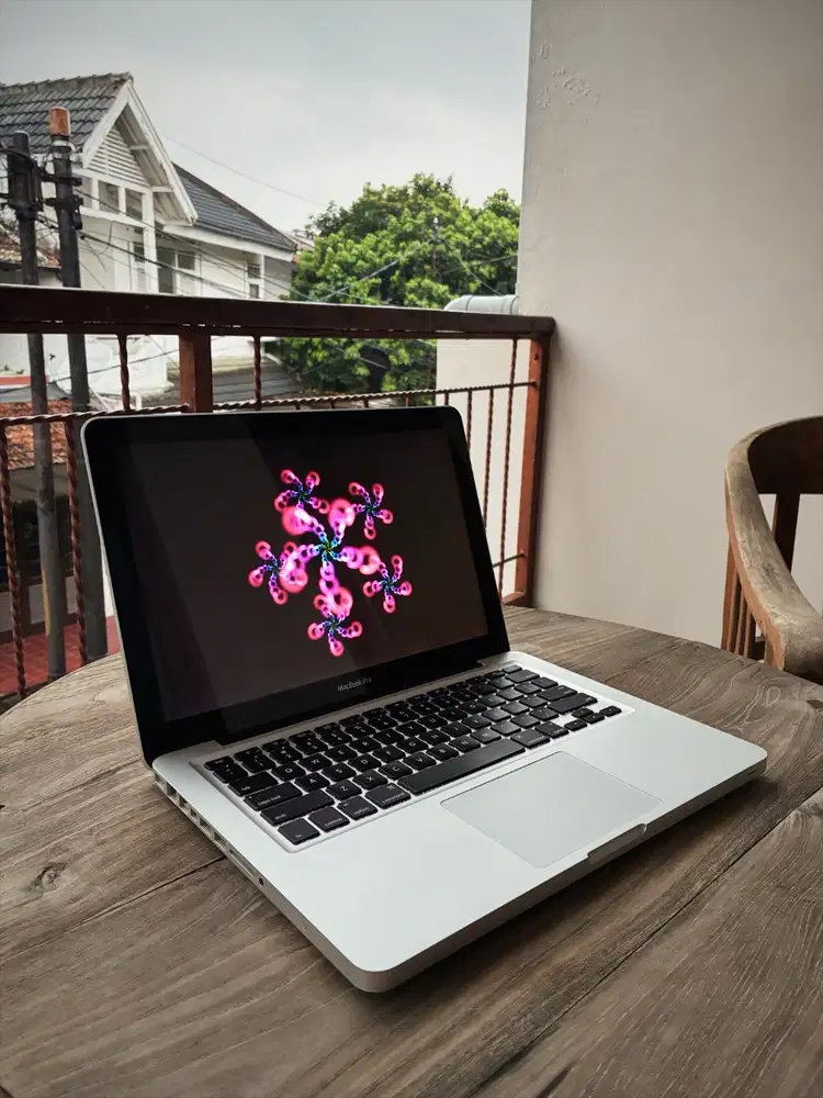 MacBook Pro 2012 | iBox, Fullset, Like New, Kondisi Jarang Ada