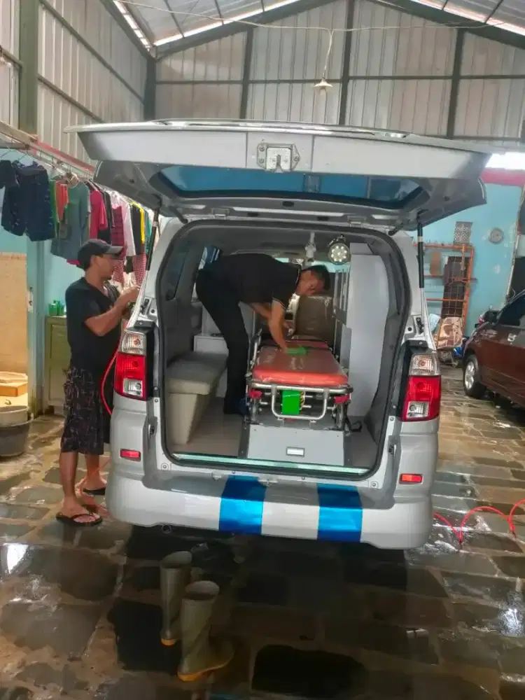 Perlengakapan Ambulan