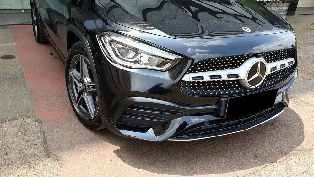 Mercedes Benz Mercy GLA200 GLA 200 AMG Line CKD 2022 Like New Low Km