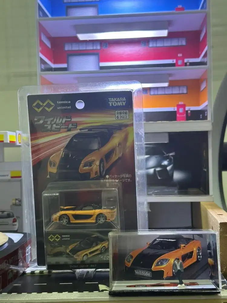 Mazda RX 7 Veilside Fast N Furious Swap Carlomo Akril dan Figure