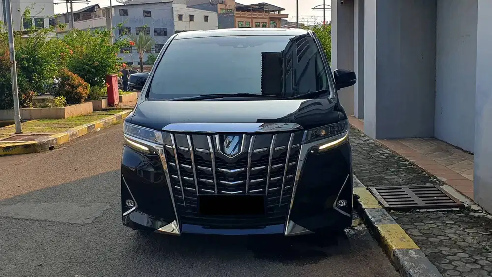 Toyota Alphard 2.5 G ATPM TSS Pilot Seat Black On Beige 2021 Like New