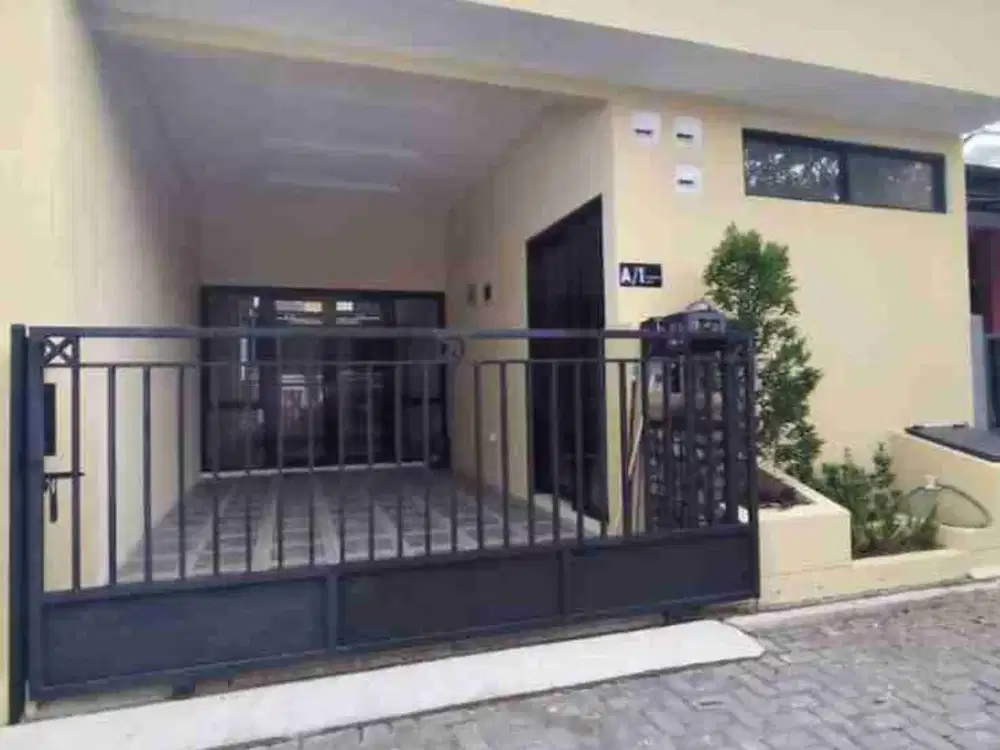 Rumah 2 Lt Industrial di Tlogo Salma Utara Tlogomulyo Pedurungan