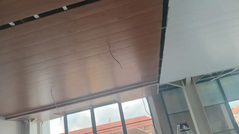 Jasa pemasangan/perbaikan bangunan