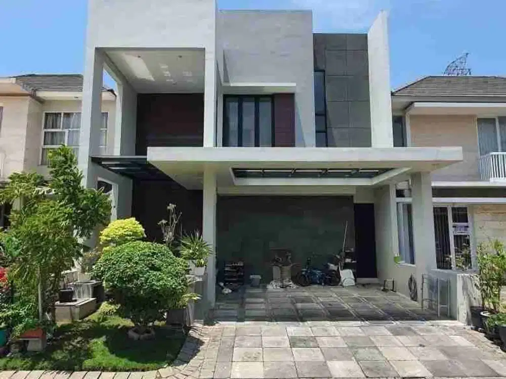DIJUAL RUMAH BARU RENOVASI 3 LANTAI SIAP HUNI ROYAL RESIDENCE WIYUNG SURABAYA DEKAT CITRALAND