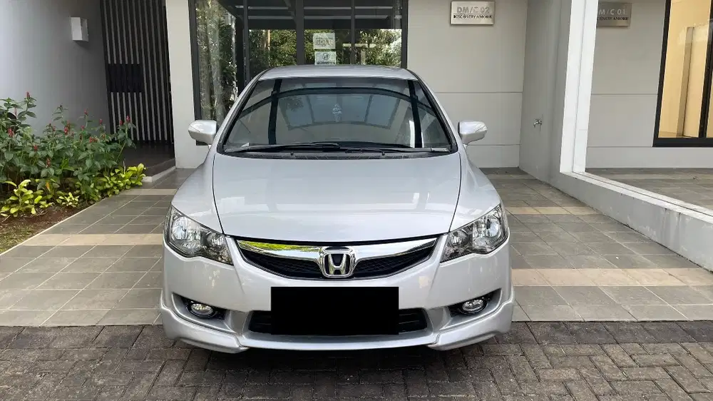 (Low Km)HONDA CIVIC 1.8L i-VTEC AT Tahun 2010 Facelift New Model