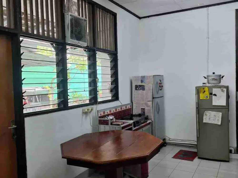 disewakan sunter agung luas 413m² standard cocok utk tinggal dan usaha minat? hanya 150juta/th loh