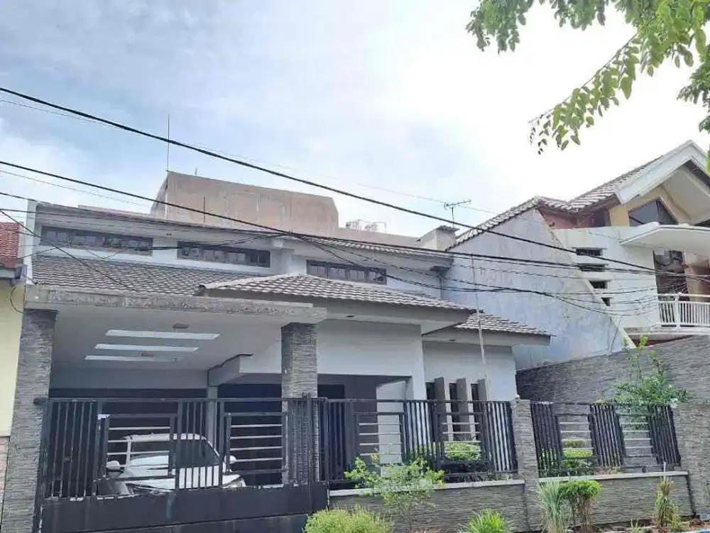 Dijual Rumah Full Furnish Tenggilis Tengah Siap Huni