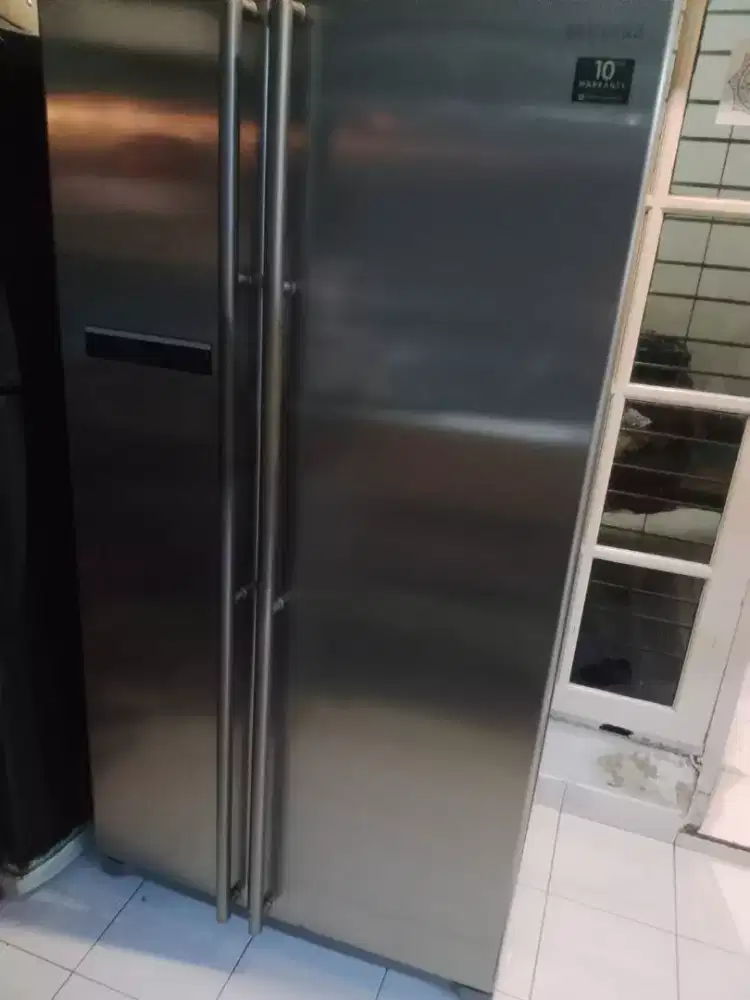 Kulkas samsung side by side