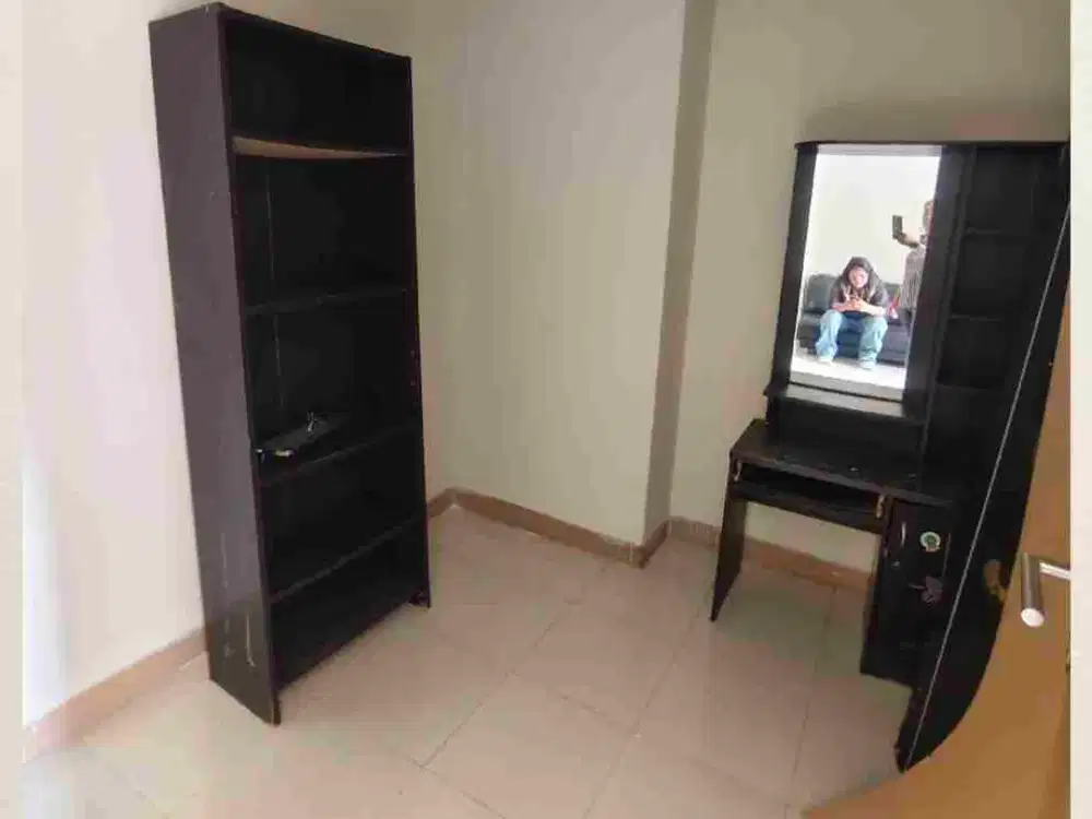 Disewakan 2BR Semi Furnished Apt. Green Palm Residence lt. rendah View City